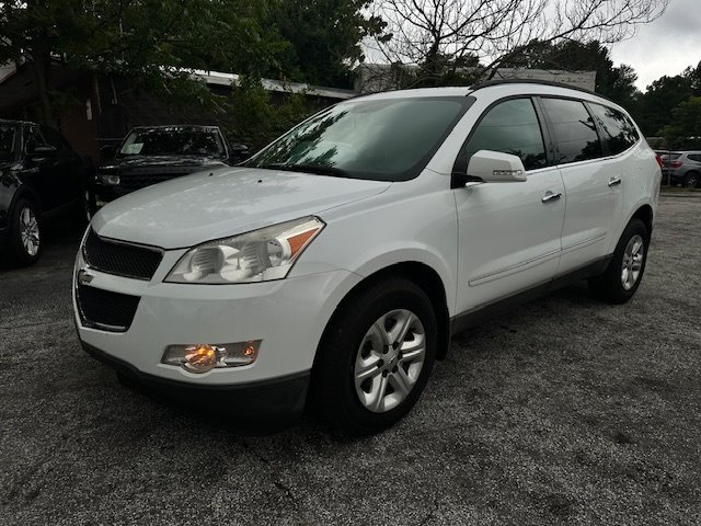 2010 Chevrolet Traverse LTZ's photo