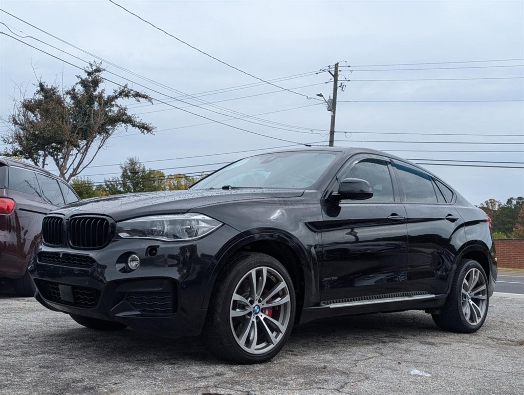 2015 BMW X6 xDrive50i's photo