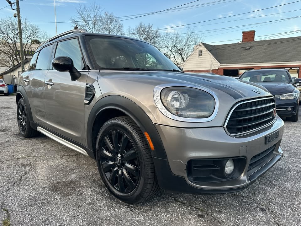 2018 MINI Countryman Cooper's photo