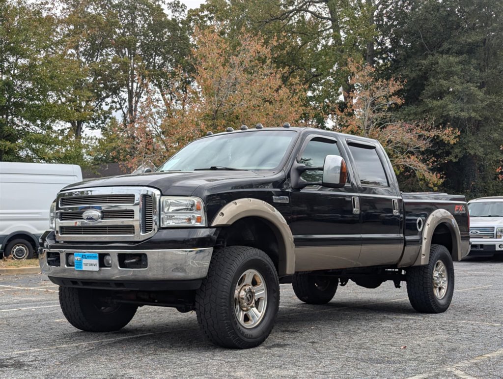 2005 Ford F-350 Super Duty Lariat's photo